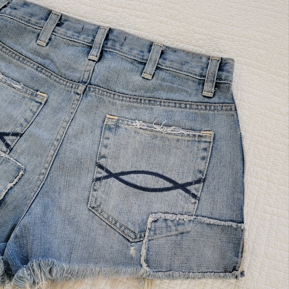 Abercrombie & Fitch Distressed Jean Shorts - Picture 12 of 14